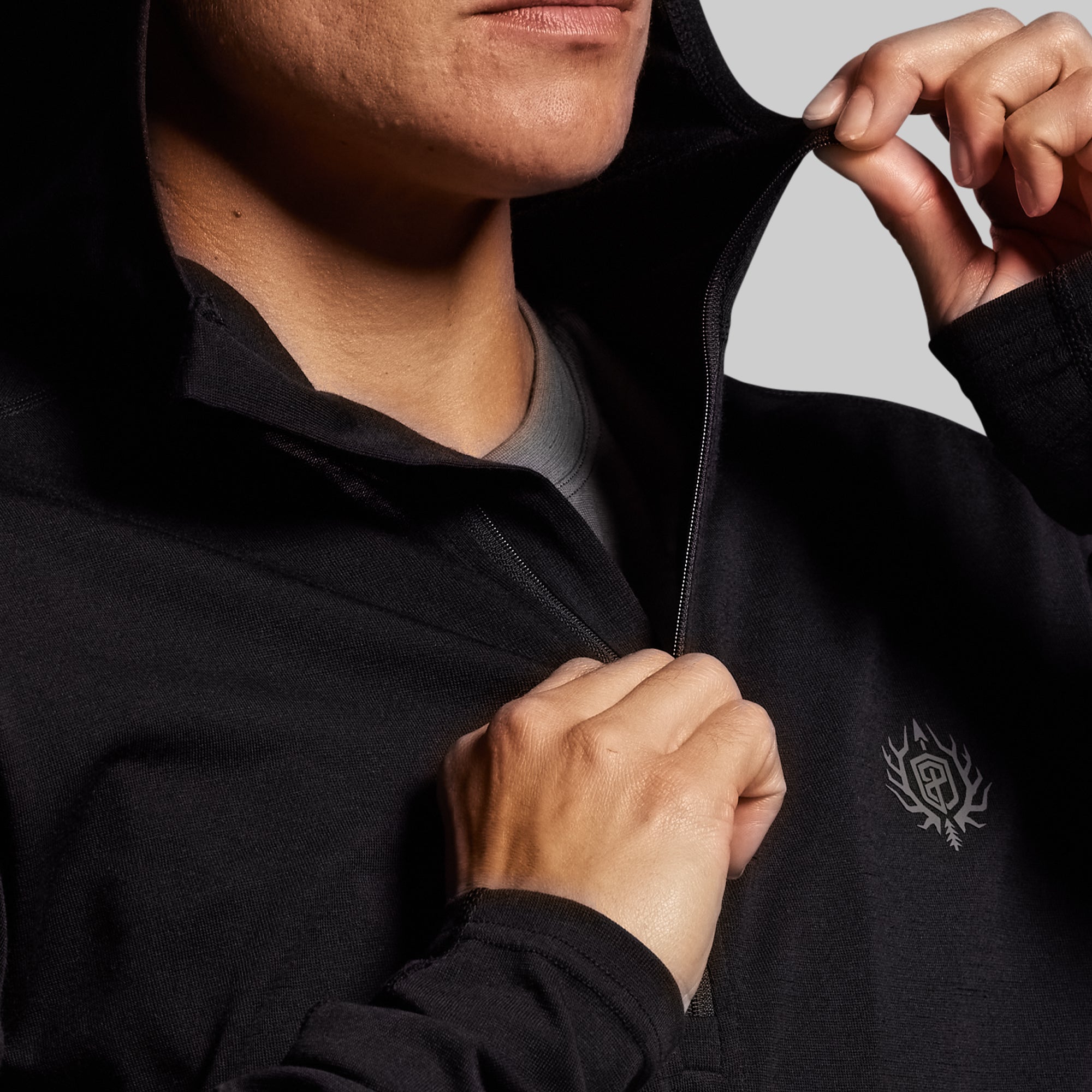 Women's Ridgeline Merino Half Zip Hoodie 165 (Black) - Image 3