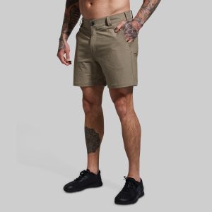 Traverse Short 7 (Khaki)