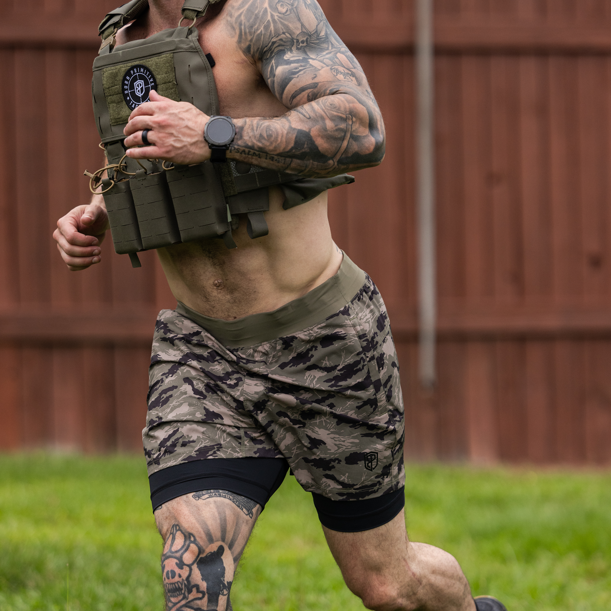 Versatile Short w/ Compression 5 (Mountain Camo) - Image 2