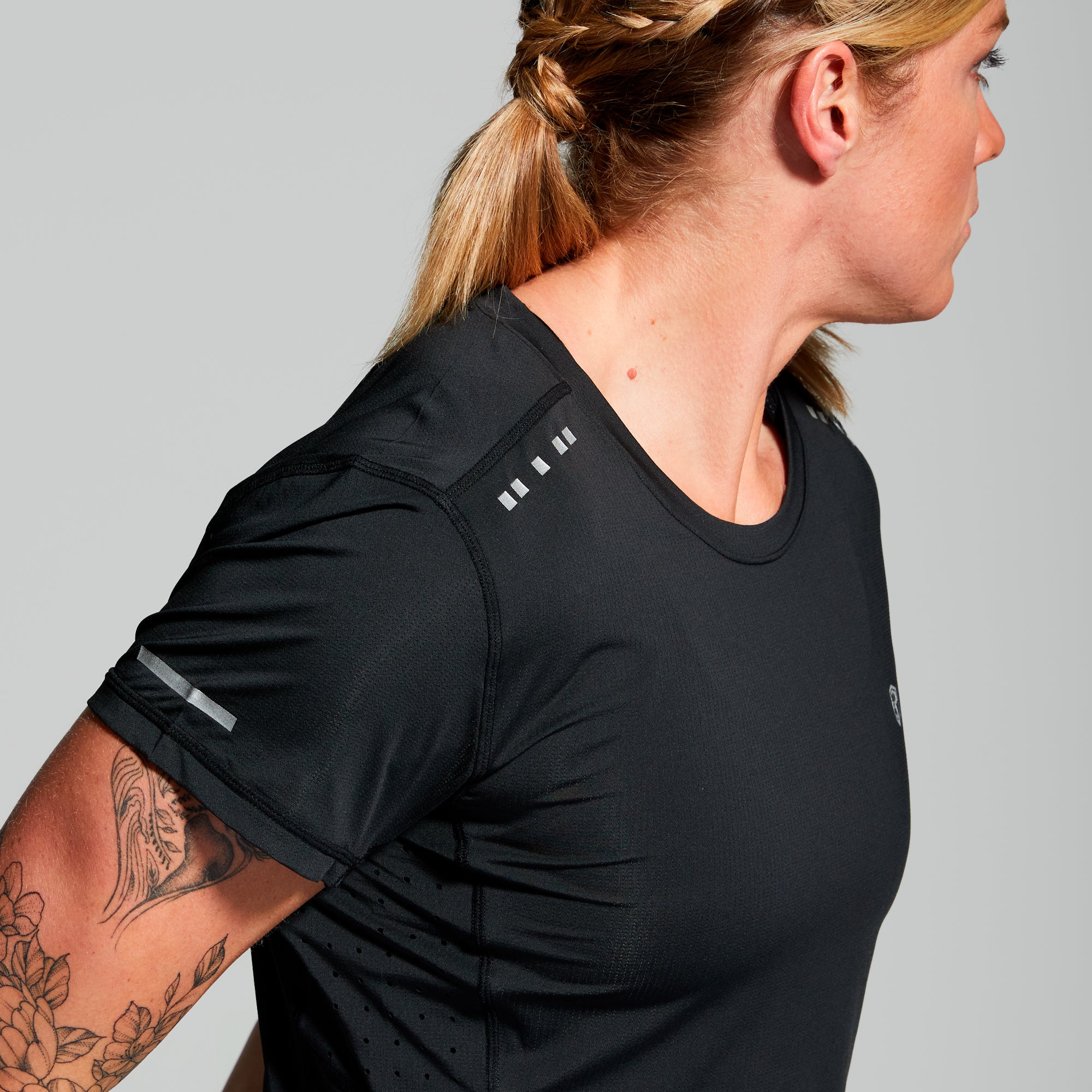 Women's Endurance Shirt (Black) - Image 4