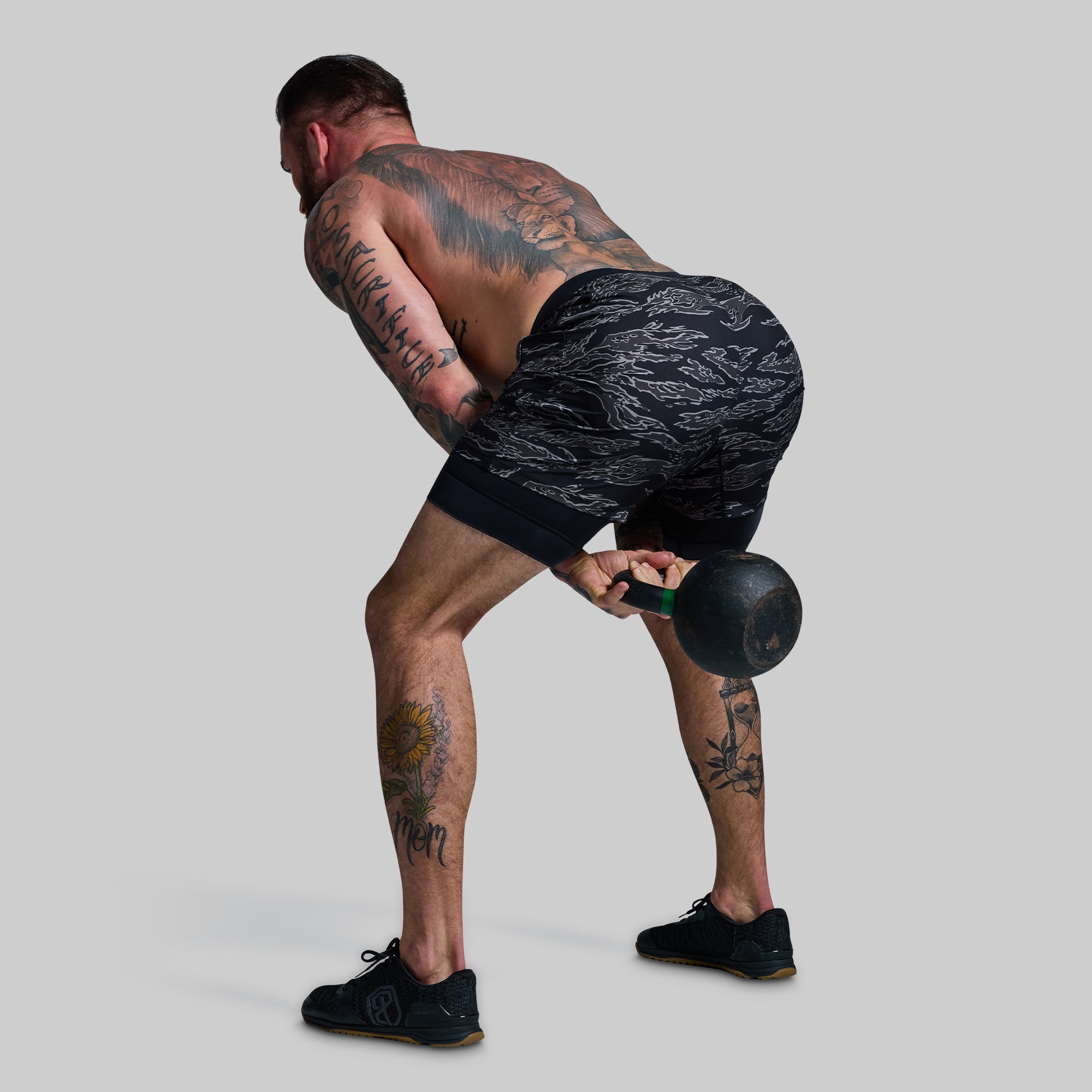 Versatile Short w/ Compression 7 (Night Tiger) - Image 8