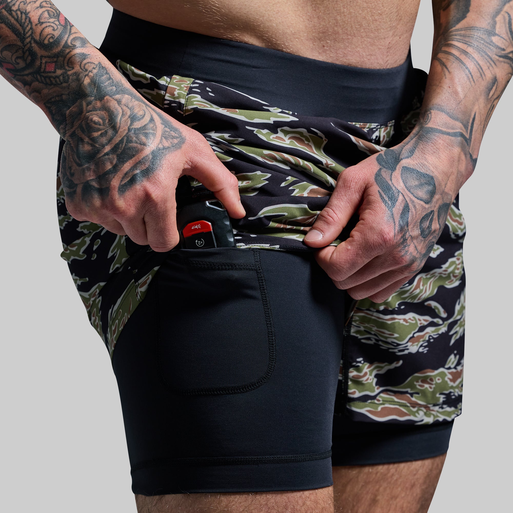 Versatile Short w/ Compression 5 (Jungle Tiger) - Image 2