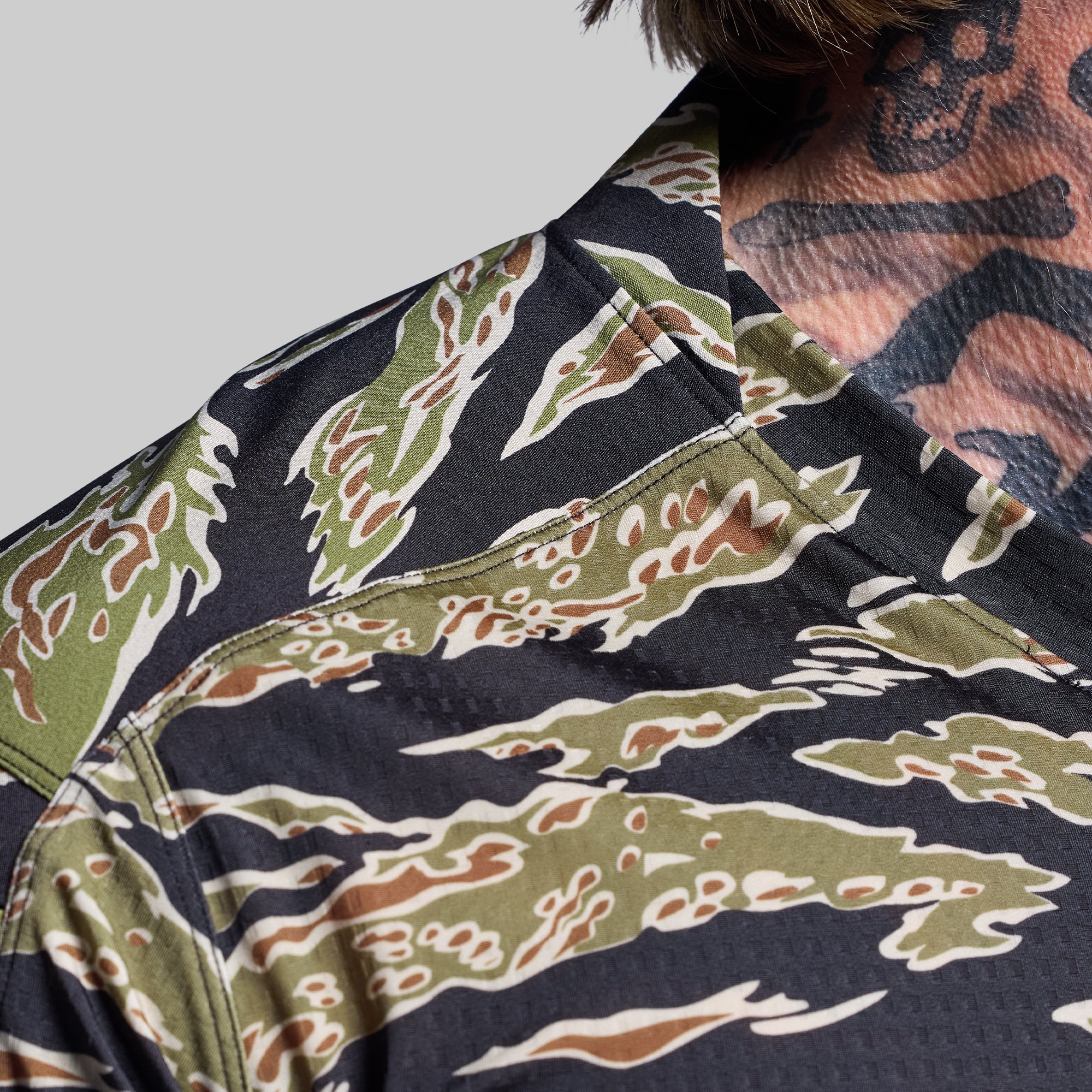 Long Sleeve Op Top Pro (Jungle Tiger) - Image 4