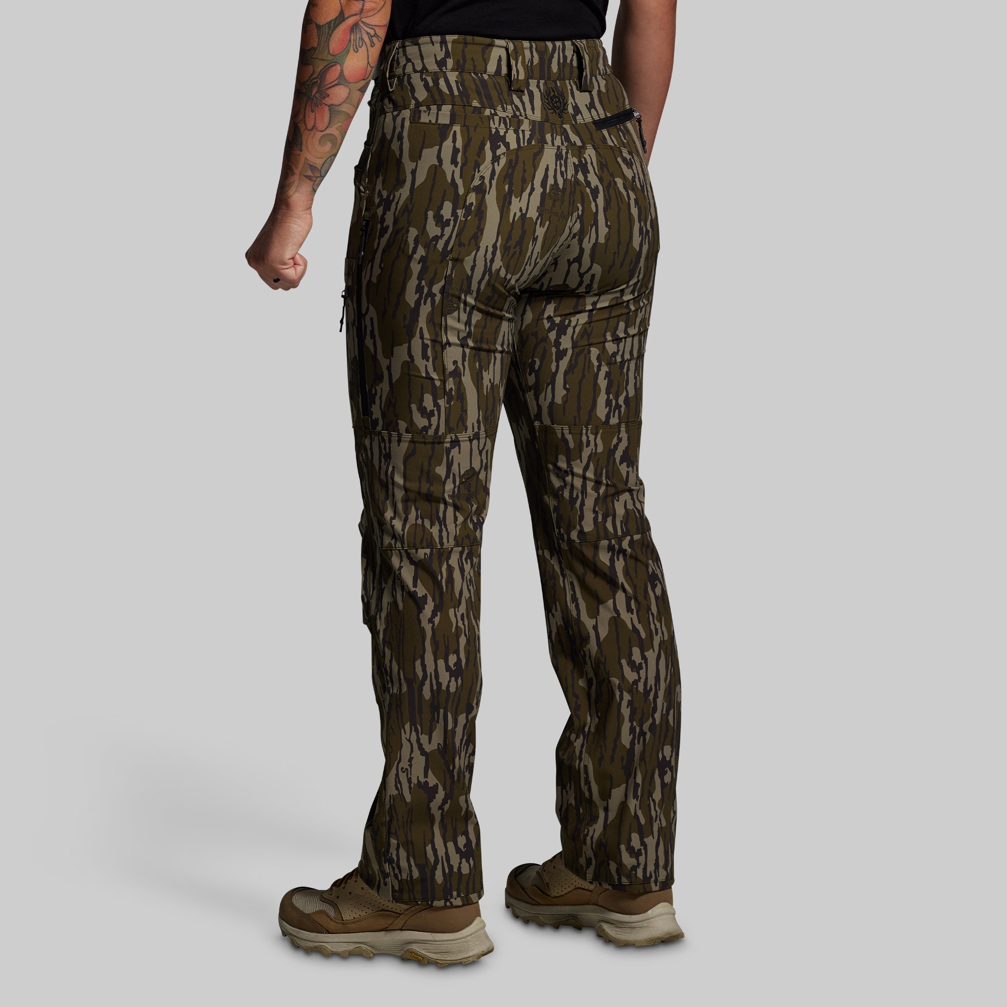 Women's Frontier Pant 2.0 (Mossy Oak® Original Bottomland® 2025) - Image 2