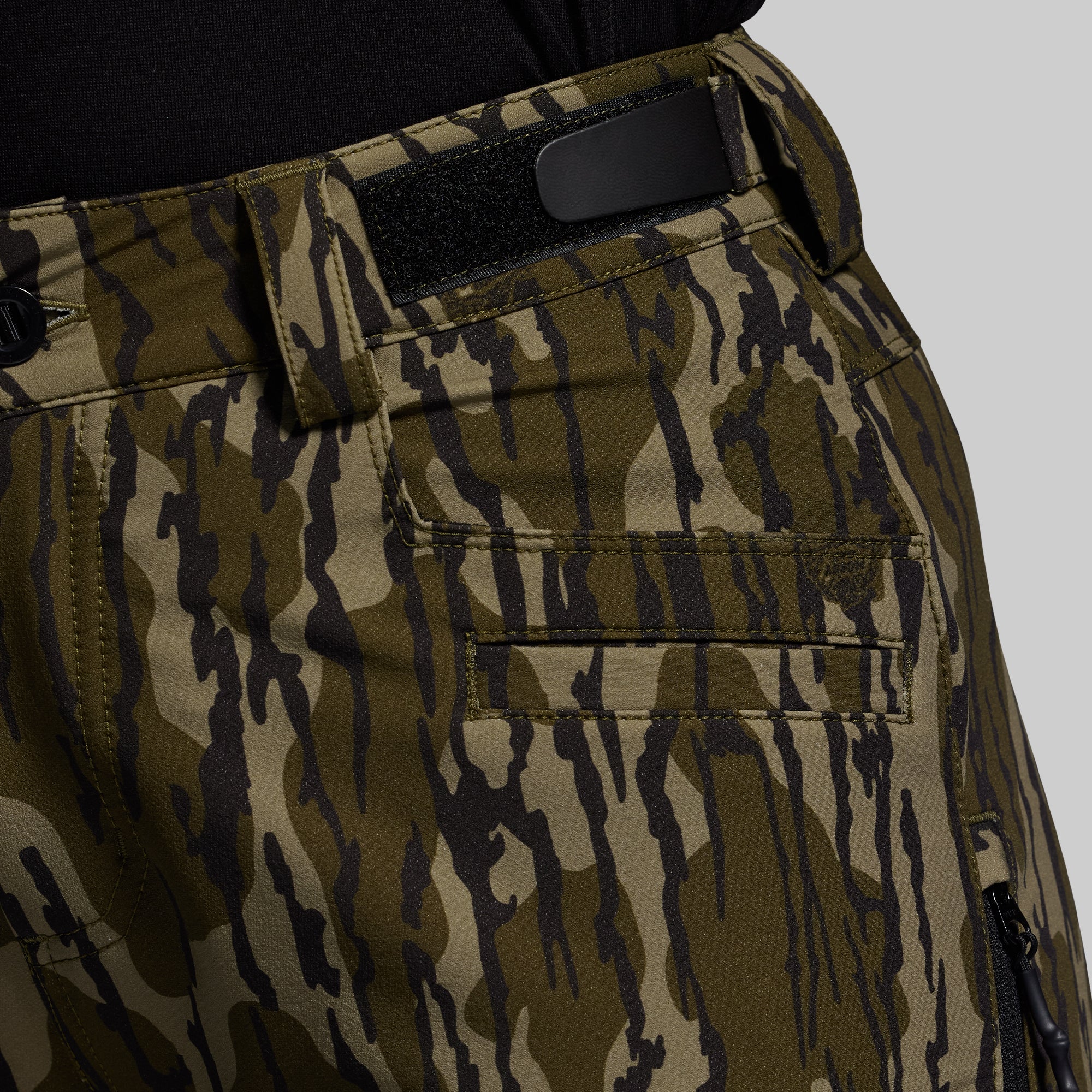 Women's Frontier Pant Light 2.0 (Mossy Oak® Original Bottomland® 2025) - Image 3