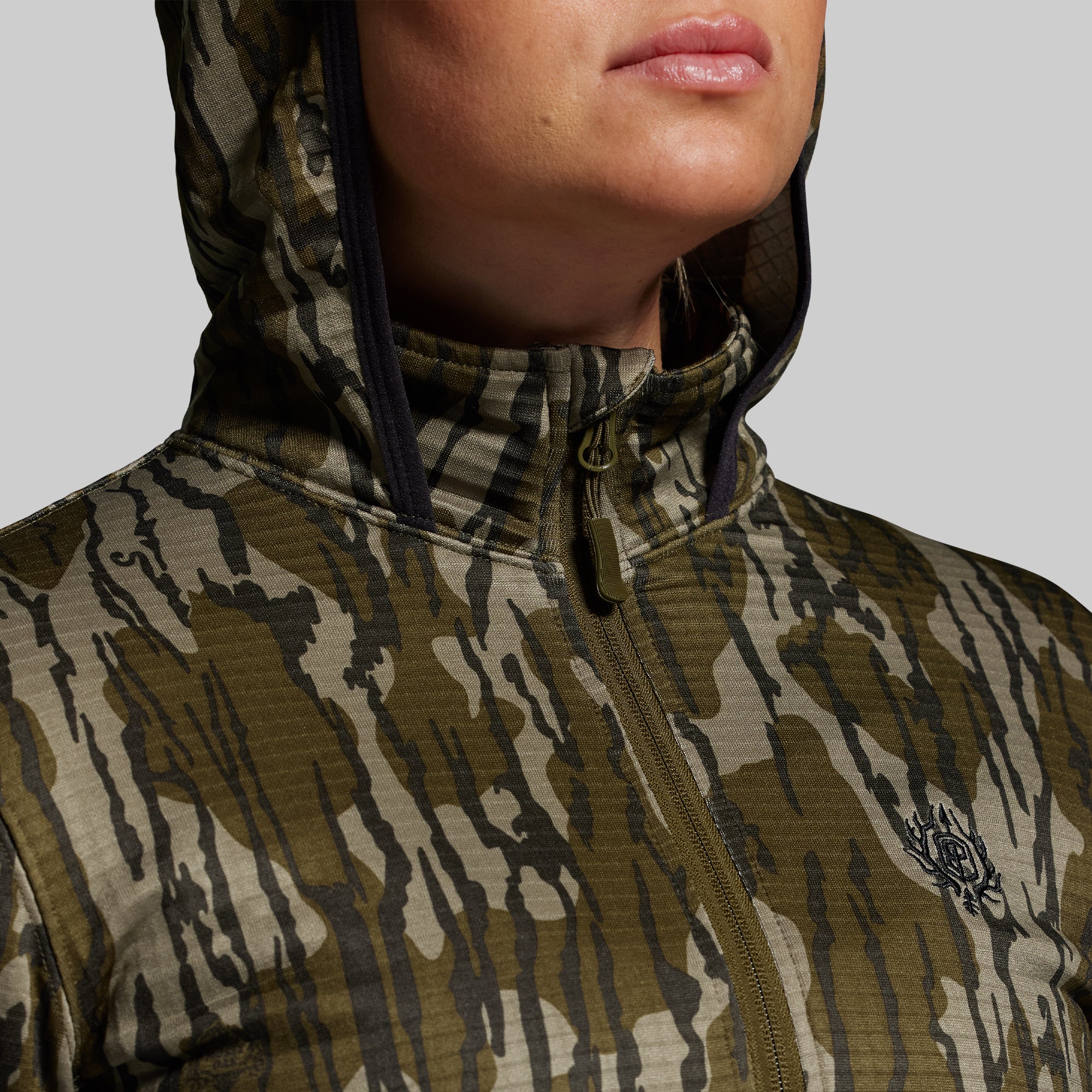 Women's Quiver Half Zip Hoodie 2.0 (Mossy Oak? Original Bottomland? 2025) - Image 9