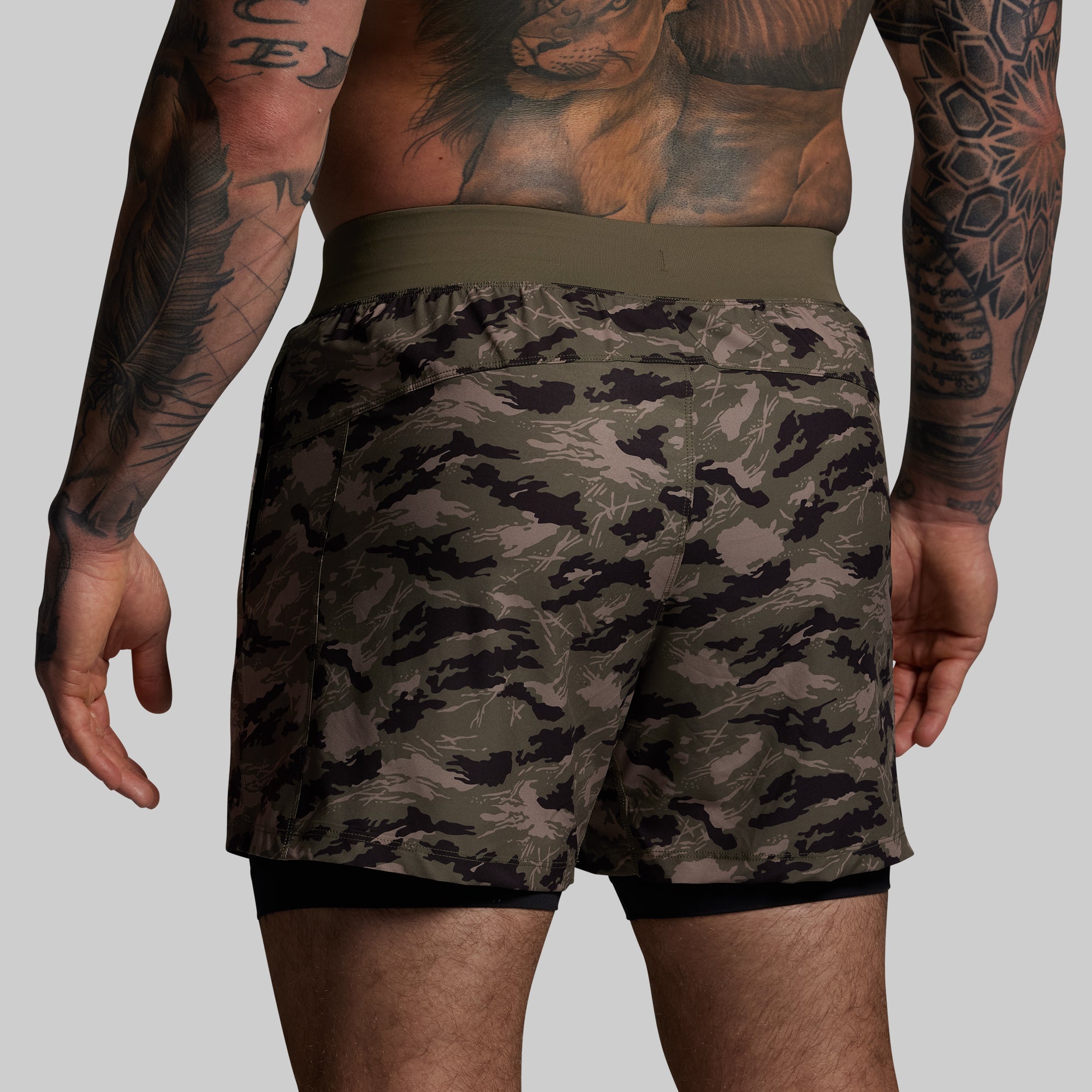 Versatile Short w/ Compression 5 (Mountain Camo) - Image 4