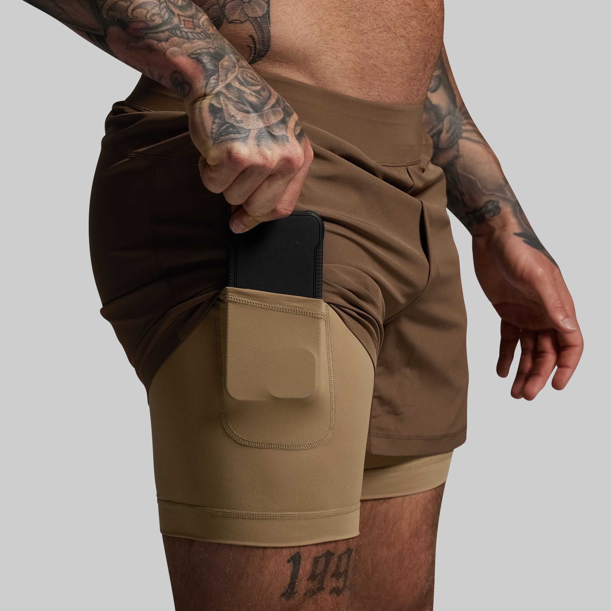 Versatile Short w/ Compression 5 (Coyote Brown) - Image 2