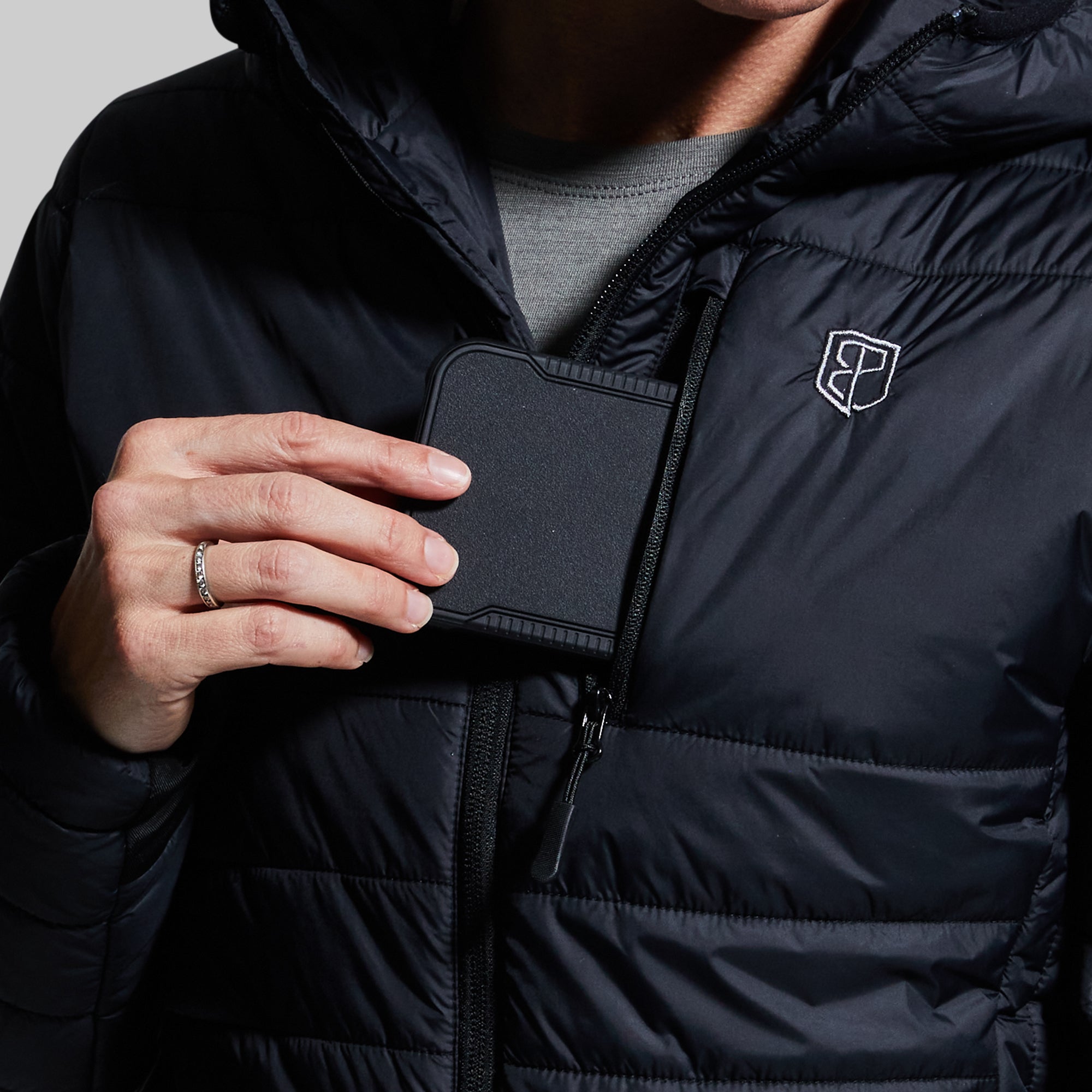 Women's Tundra Jacket (Black) - Image 4