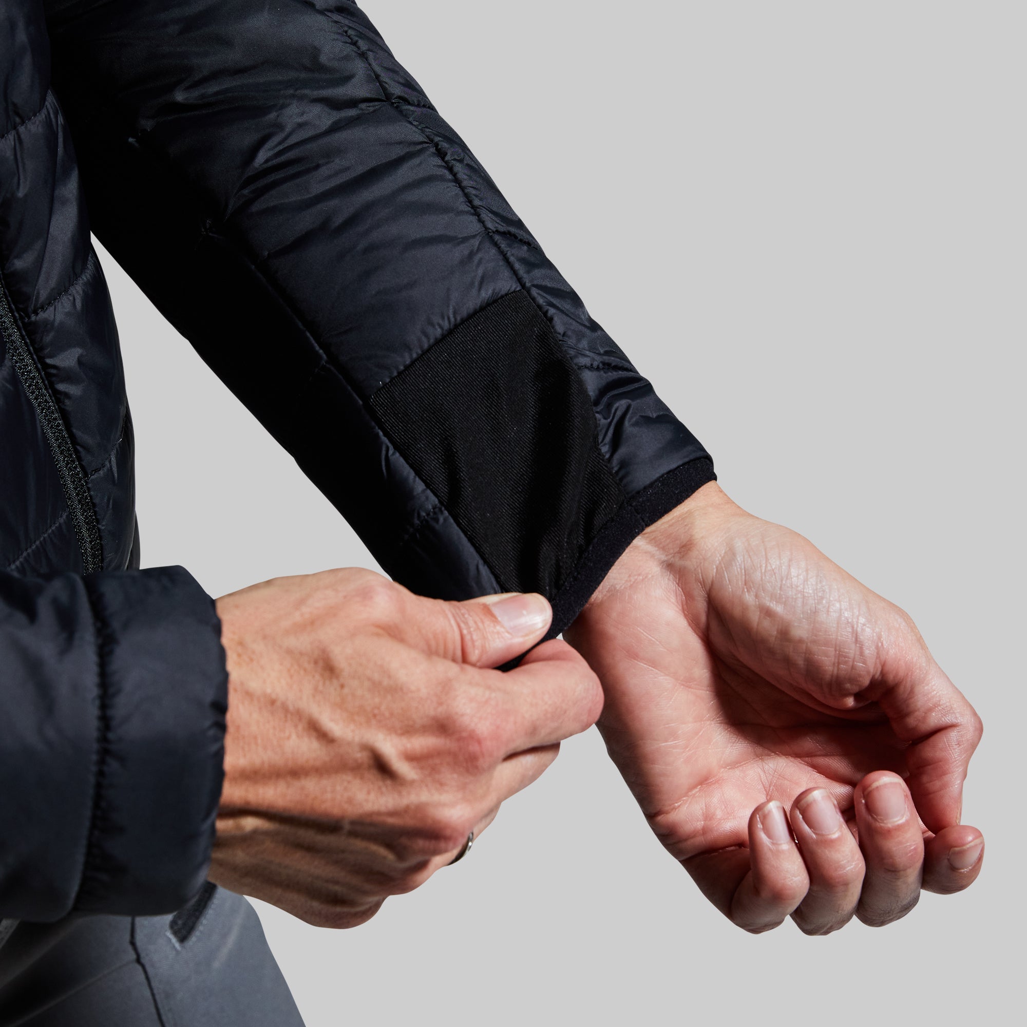 Women's Tundra Jacket (Black) - Image 5