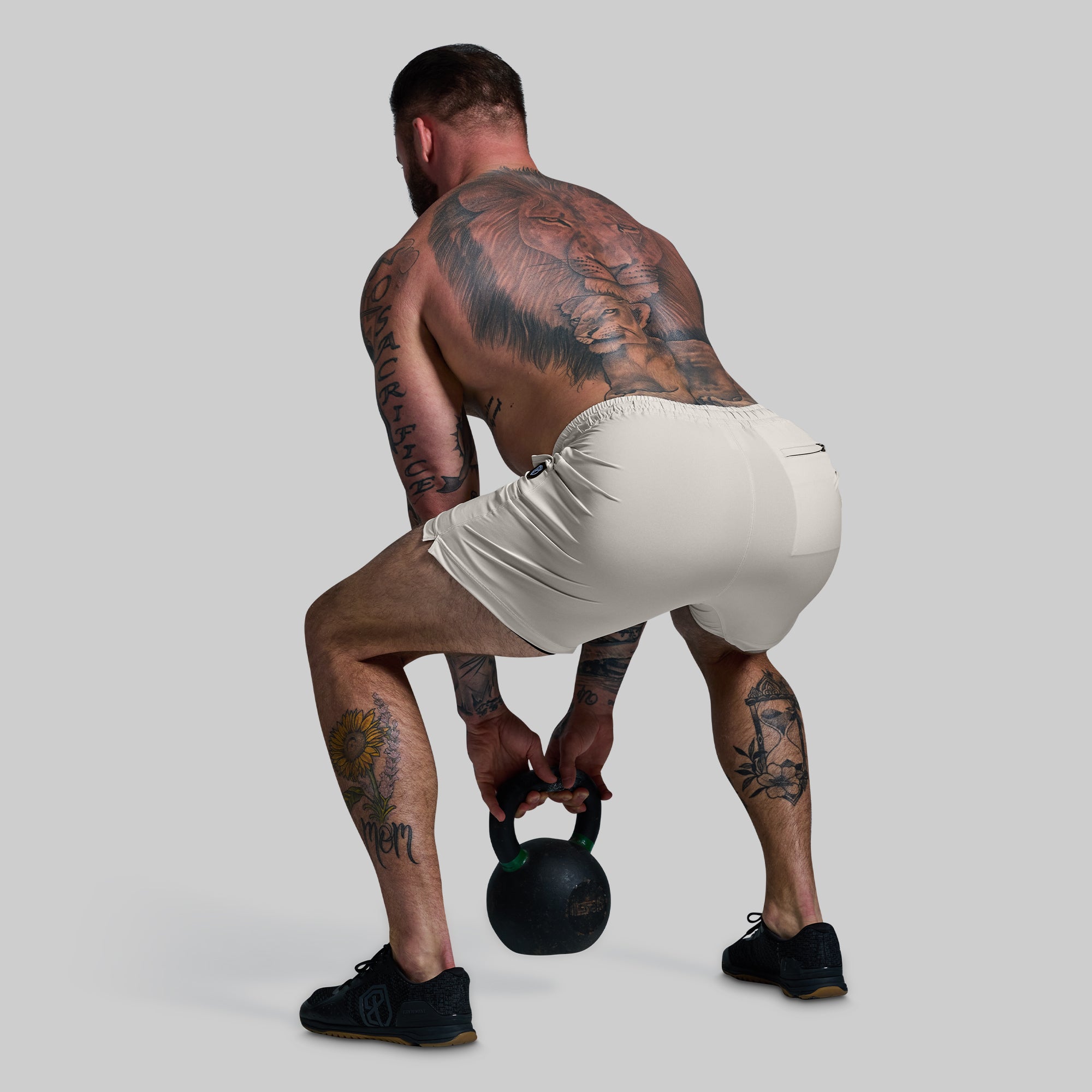 Peak Short (Oatmeal) - Image 7