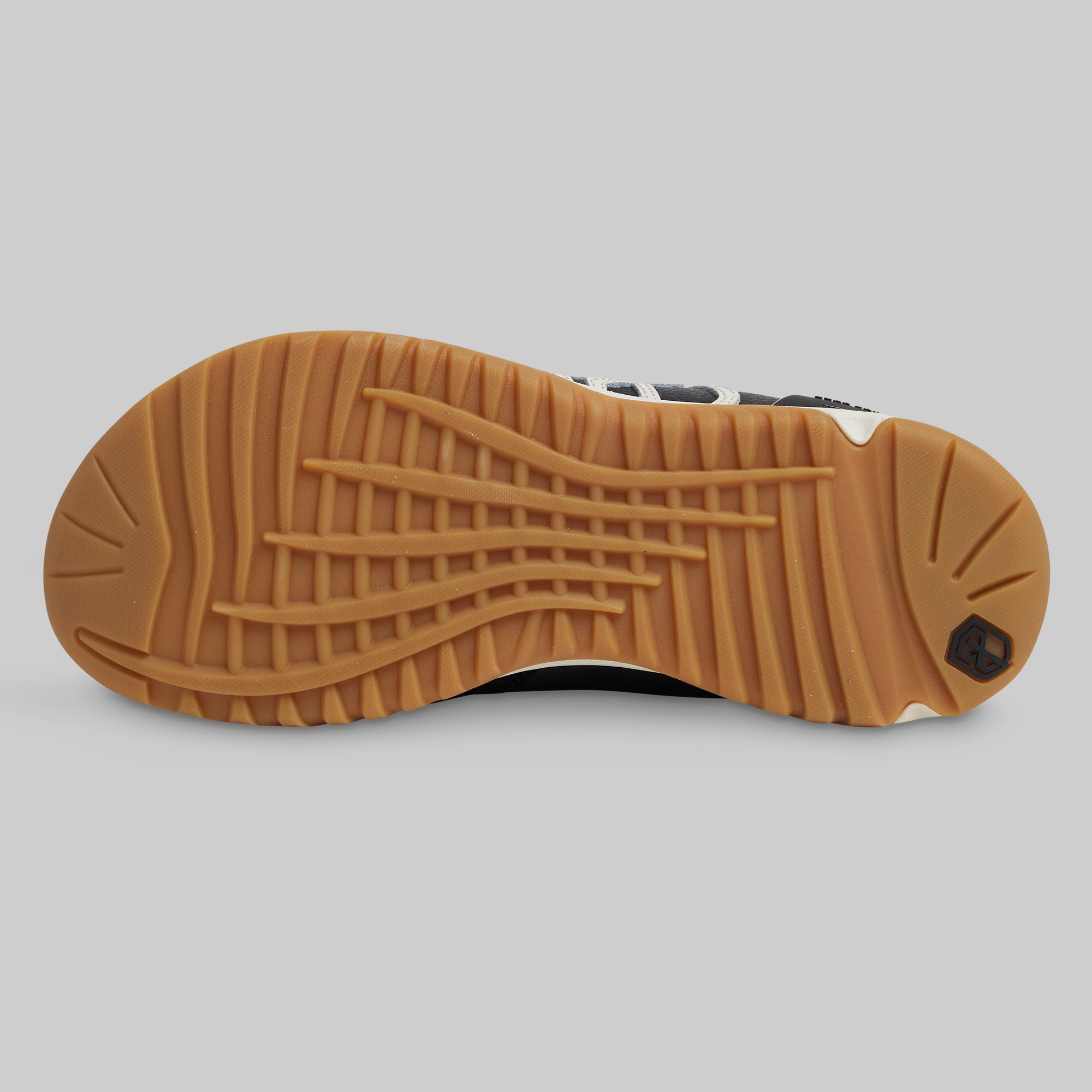 Women's Savage 1 Classic (Black/Gum) - Image 5