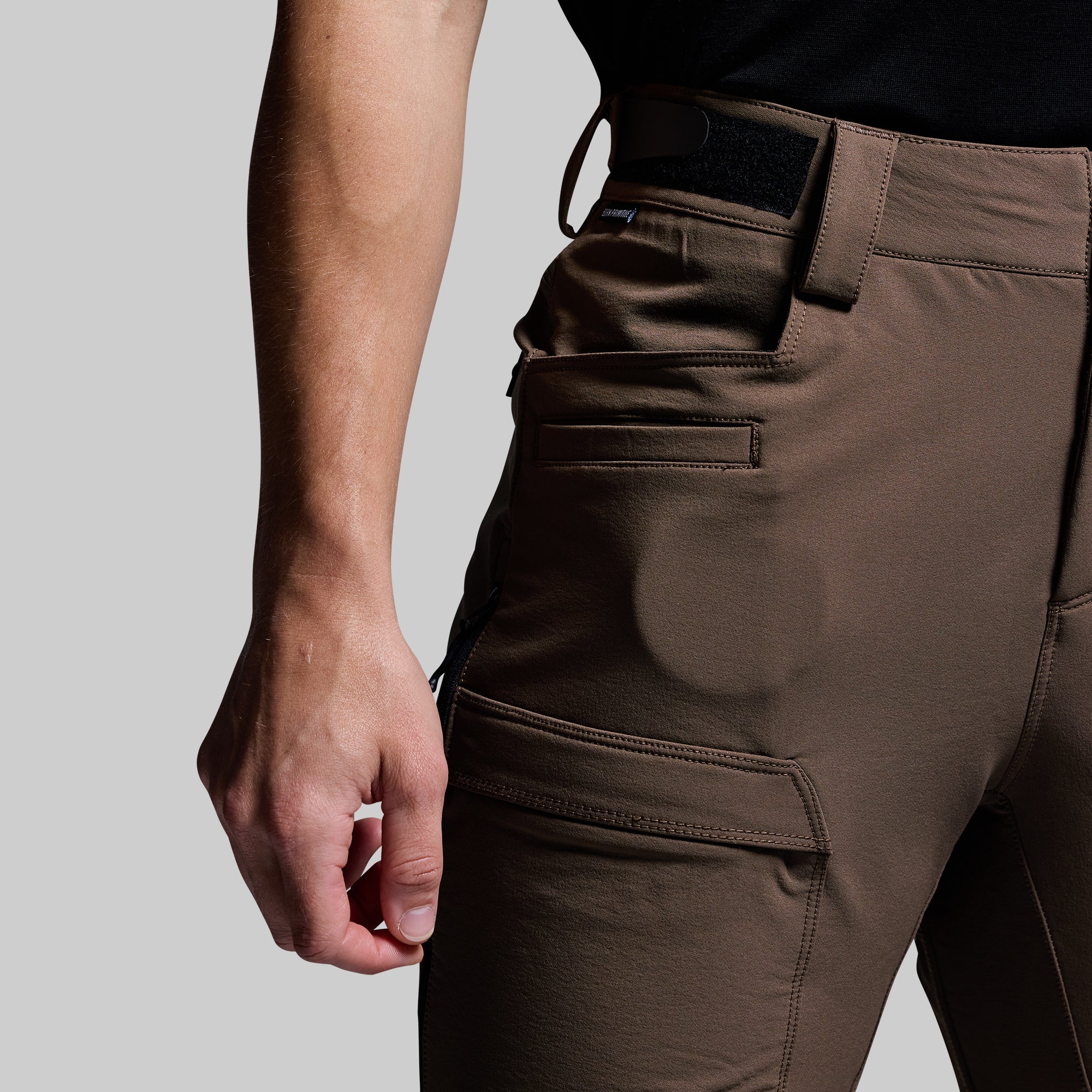 Women's Frontier Pant 2.0 (Coyote Brown) - Image 5