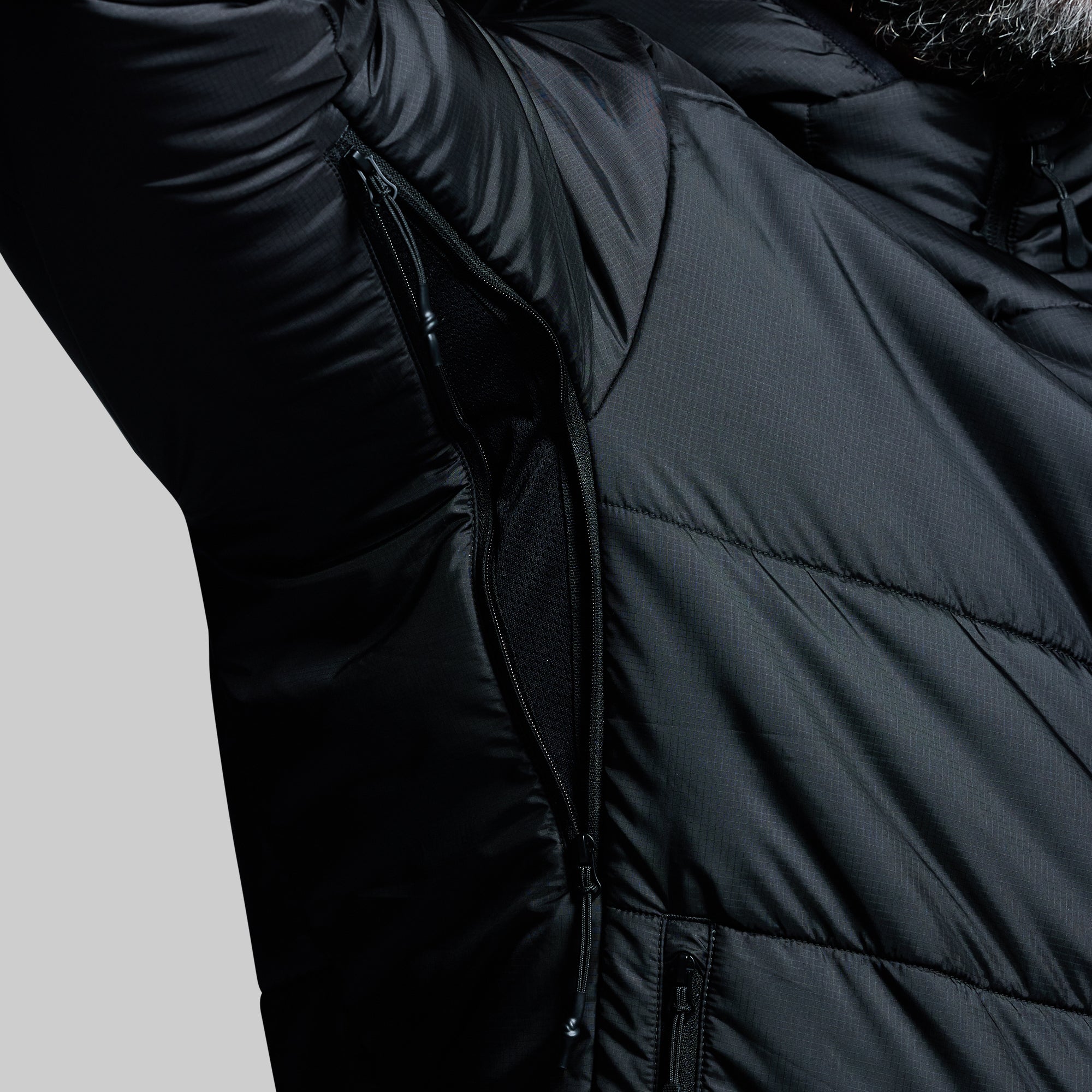 Men's Tundra Jacket 2.0 (Black) - Image 4