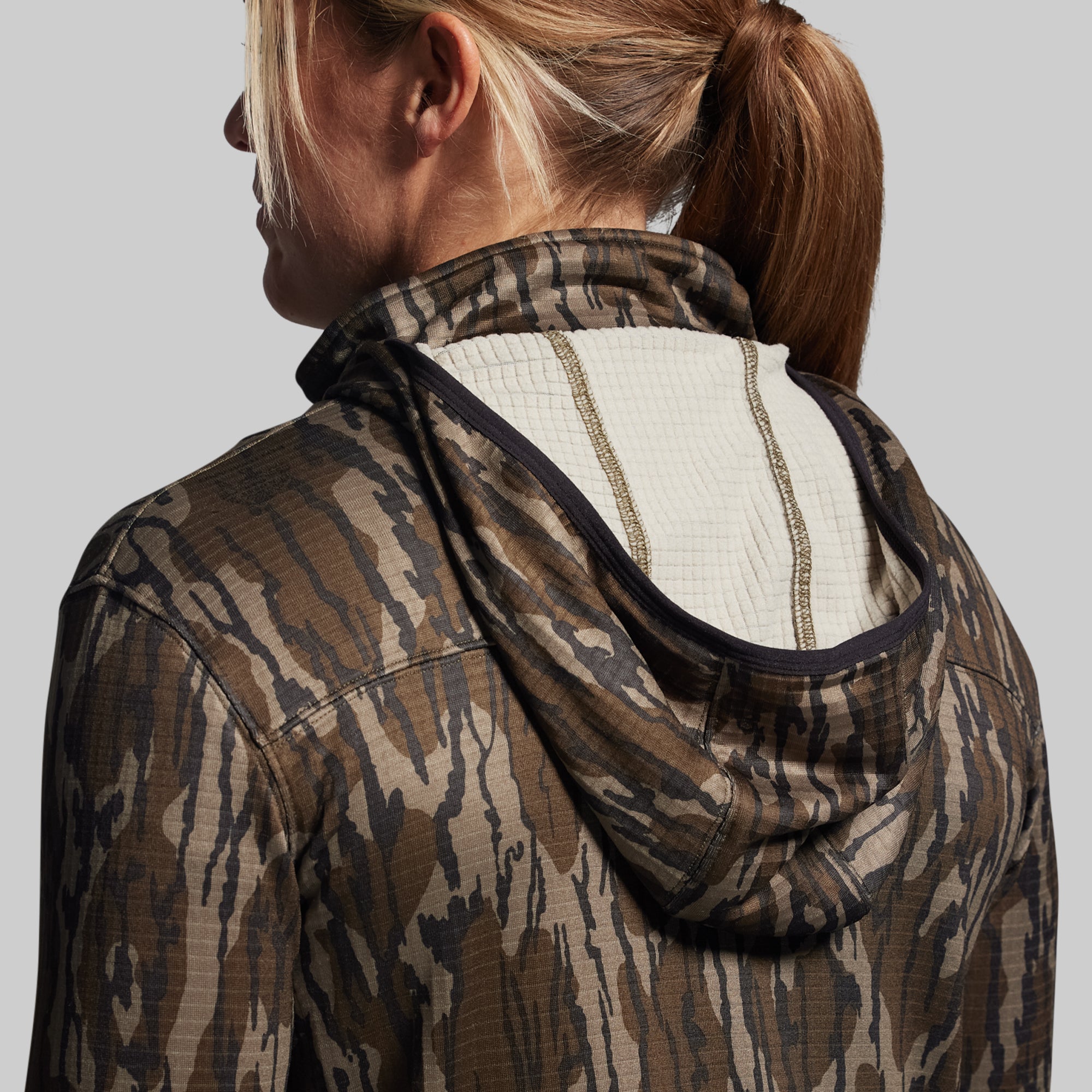 Women's Quiver Half Zip Hoodie 2.0 (Mossy Oak® Original Bottomland®) - Image 7