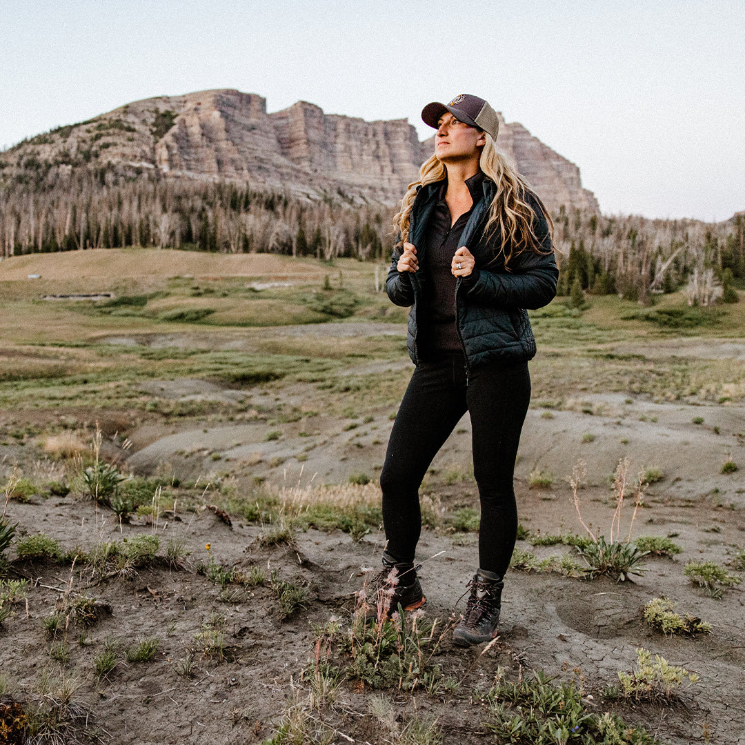 Women's Tundra Jacket (Black) - Image 11