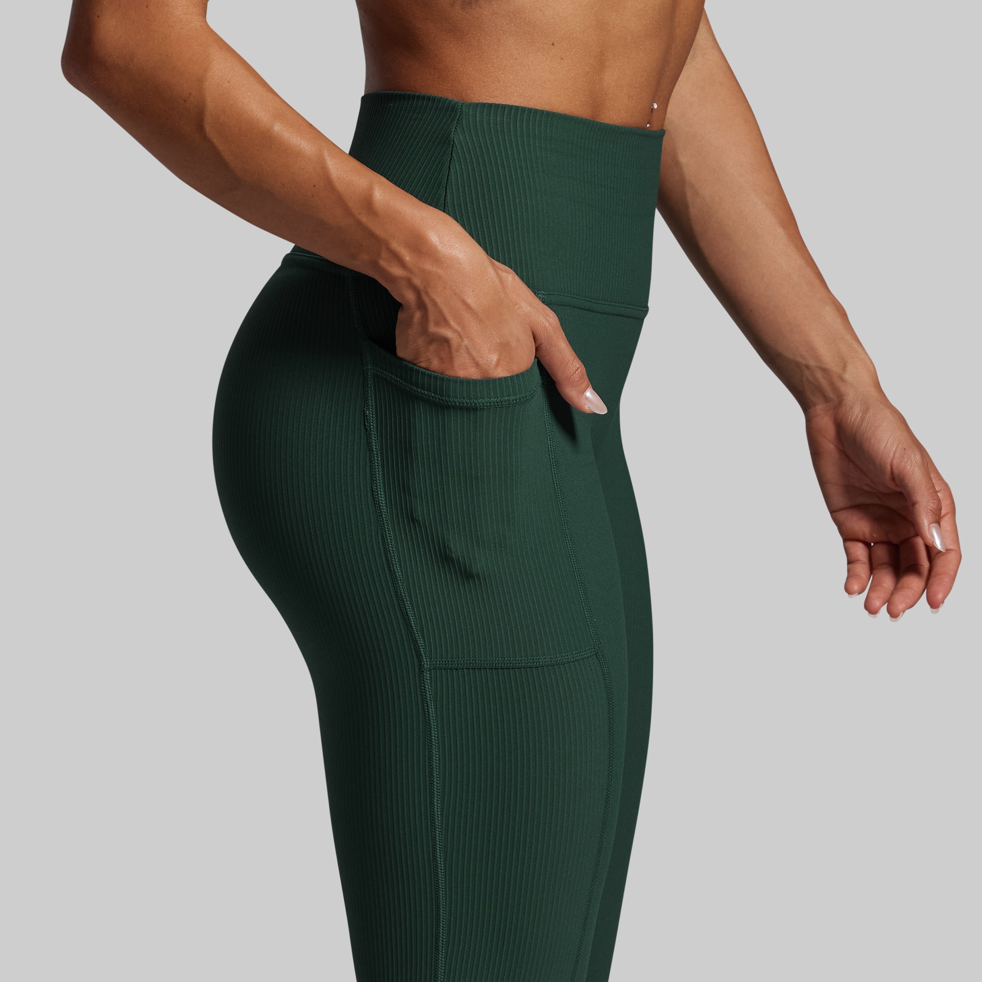 All or Nothing Capri w/ Pockets (Grove) - Image 4